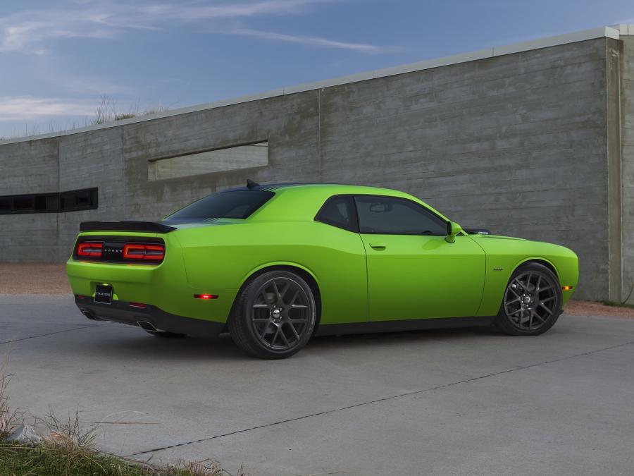  Dodge Challenger R/T Shaker 2015 года  (фото 7 из 54)